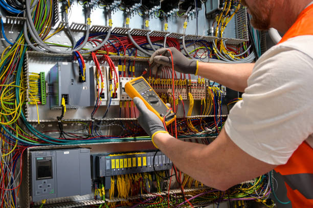 Best Electrical Troubleshooting Services  in Maumee, OH